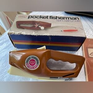 Vintage 1970s Popiel's Pocket Spin Casting Fisherman